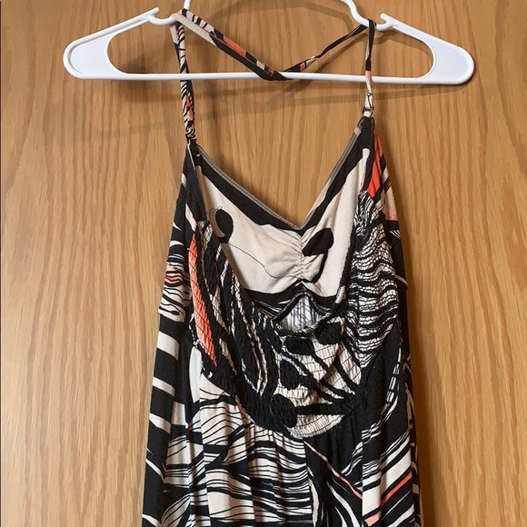 Dress - Picture 3 of 8